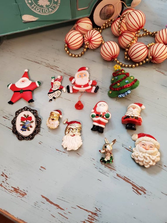 Vintage cute Christmas pins lot of 11 Santa Trees… - image 1