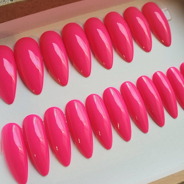 Full Set - Neon Barbie Pink fake nails. Handmade Reusable Press on nails • False nails • Faux nails • Hot Pink • Coffin Nails • Almond Nails