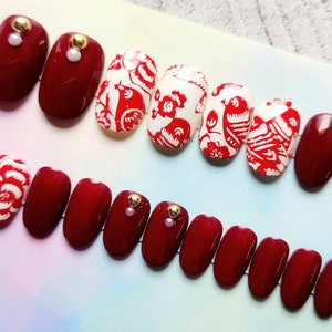 Chinese Paper Cutting Art inspired Press On Nails. Handmade Reusable Fake Nails. Chinese New Year • Nails with Pearl Charm • Short Nails