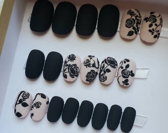 Black Rose fake nails. Press on nails, faux nails, false nails. Black rose, roses, mauve nails, matte black nails. Glossy or Matte finish.