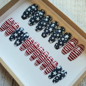 Full Set - Stars and Stripes fake nails | press on nails | false nails | faux nails. 4th of July | Independence Day | Long Ballerina Nails