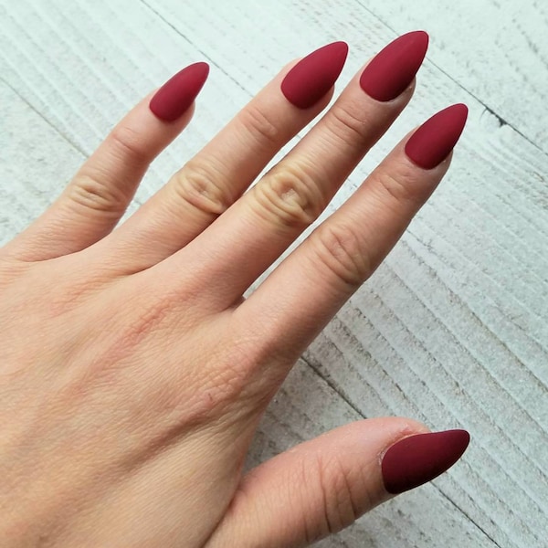 Velvety Red nails, fake nails, press on nails. Red nails, faux nails, deep red, dark red, classic red. Choice of matte or glossy finish.