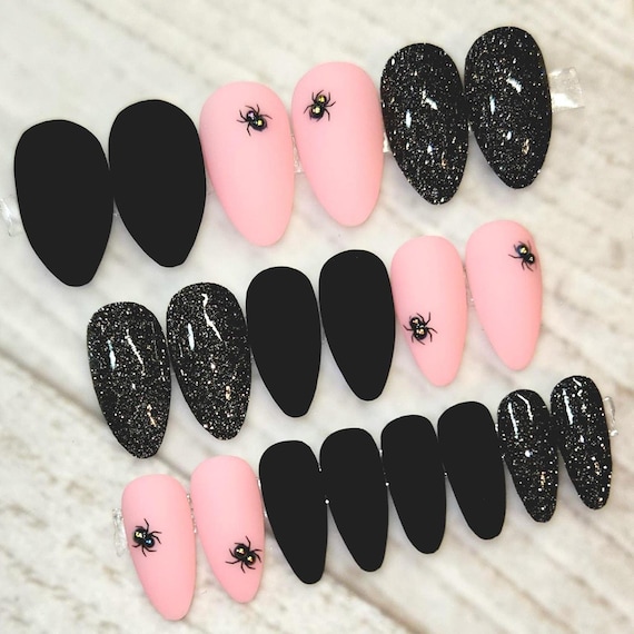 black dress pink nails Hot pink nailsperfect accent to go with a black & white dress for a wedding! : r/RedditLaqueristas