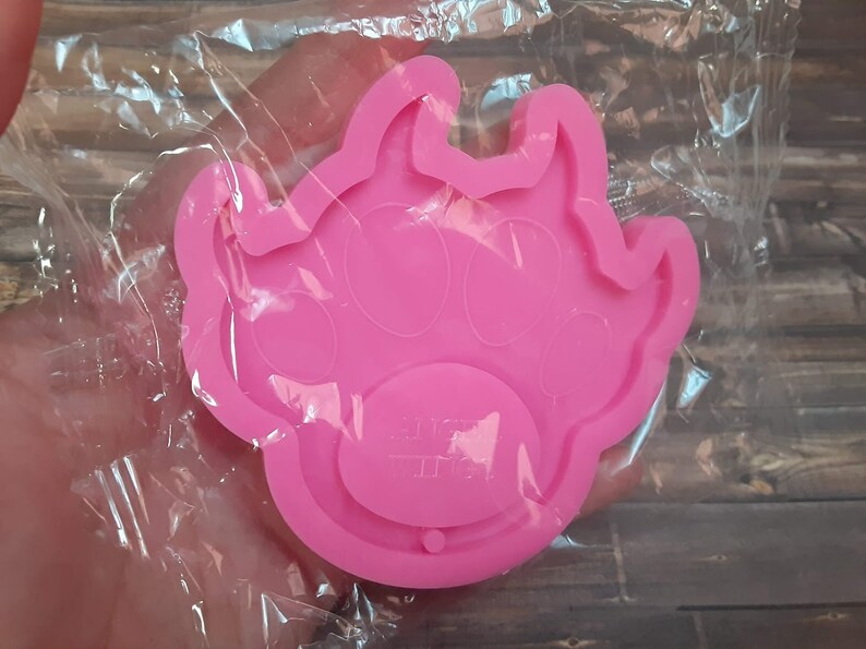 Resin Supplies Clay Shiny Food Grade Mould Dog Paw Self Defense Mold Chocolate