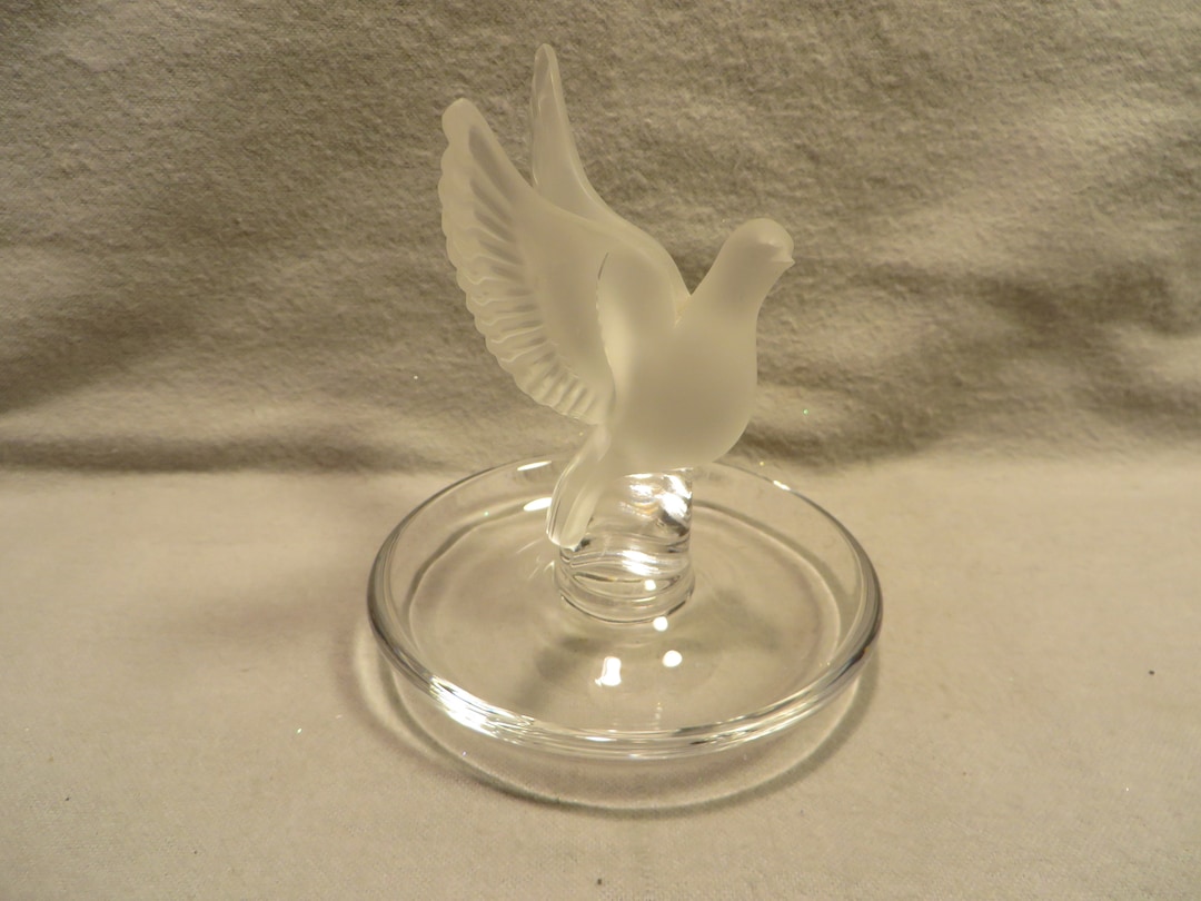 Vintage Lalique France Crystal Thalie Ring Tray Featuring a Dove