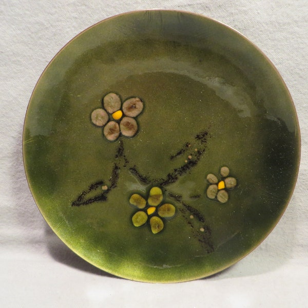 Vintage Bavano of Cheshire Enamel on Copper 6" Green Plate with Gold Flowers