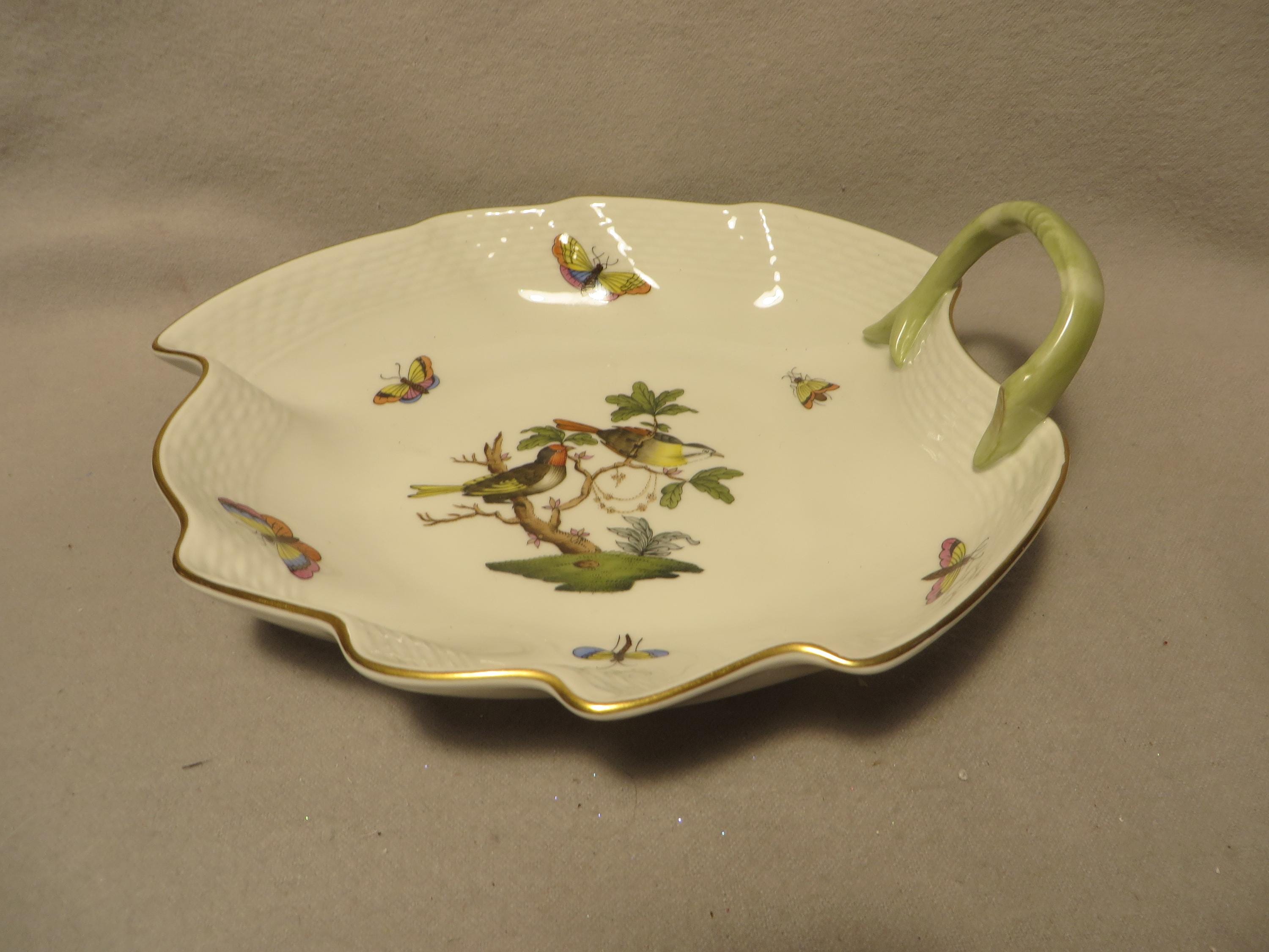 Vintage Herend Hungary Porcelain 7.75