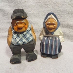 Vintage Gunnarsson Sweden Hand Carved 2 1/2" Tall Old Couple Figurines