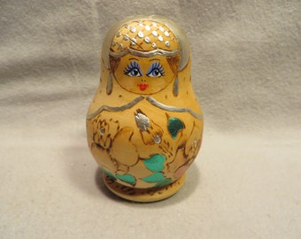 Vintage Small Five Figure Russian Nesting Doll - Artist Signed
