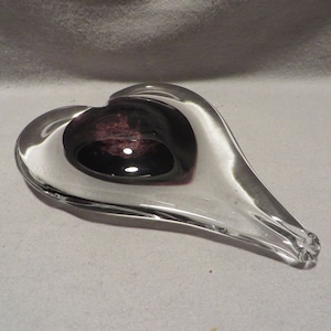 Artist Signed (Willit) Stylized Heart Shaped Paperweight or Art Object
