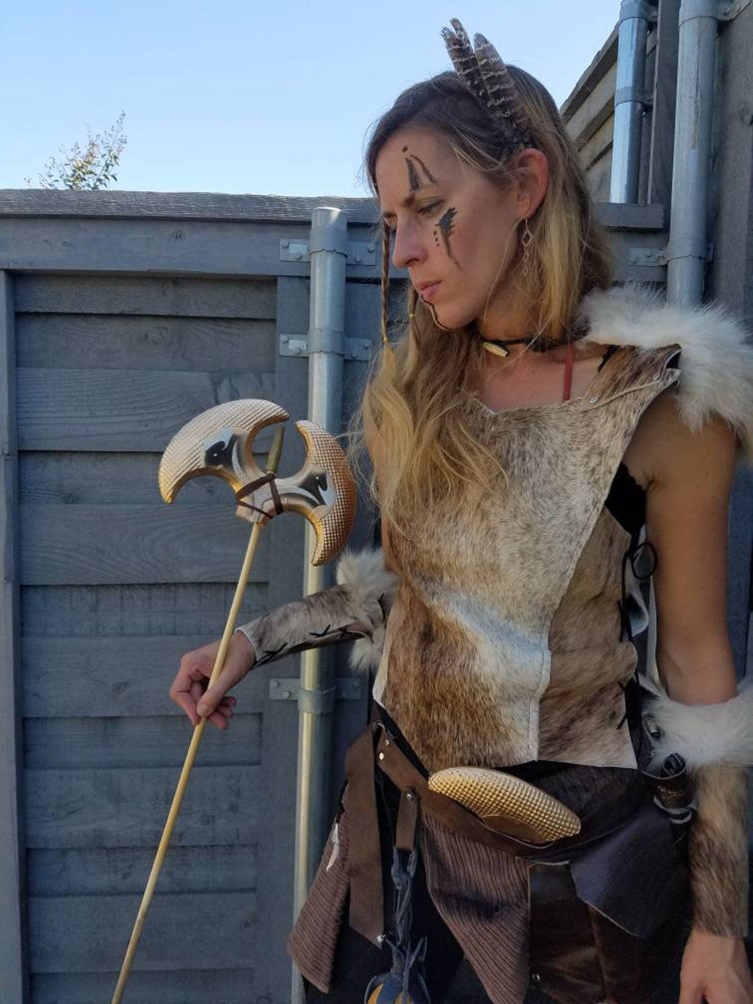 WOMENS VIKING COSTUME WITH SILVER ACCESSORIES MEDIEVAL WARRIOR FANCY DRESS