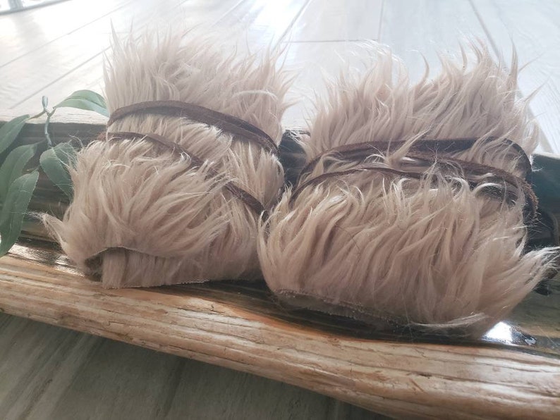 Viking Leg bands Leg Bracers faux fur and leather leg bands Cosplay LARP Leg band Faux Fur Leg bands Costume Barbarian Leg bands