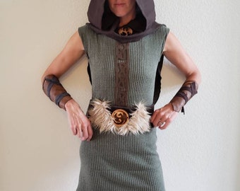 Medieval Viking Cosplay Outfit: Green Dress, Hooded Capelet, Belt