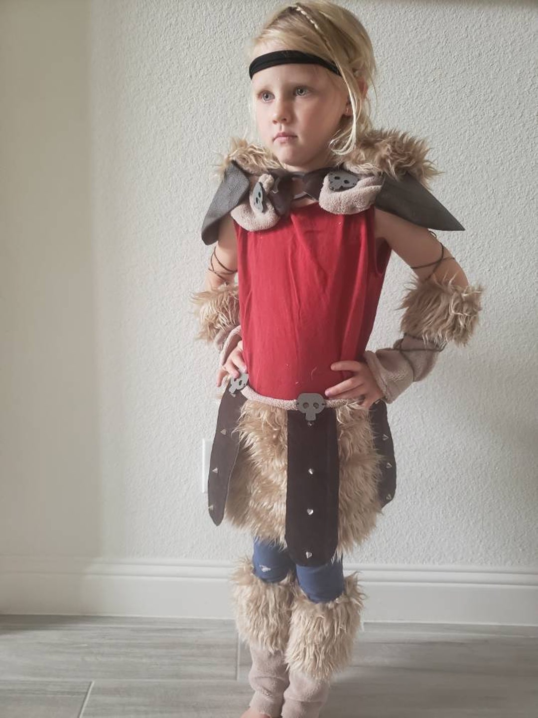 Cosplay Viking, Costume de fille, Costume de fille Viking, Guerrier viking,  Fille guerrière viking, Costume de fille Halloween, Fille Viking, Costume
