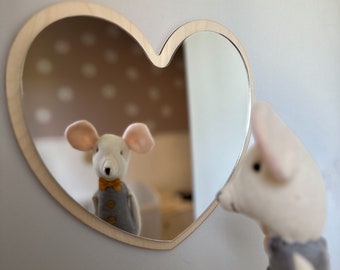 Spiegelherz Spiegel unzerbrechliches Holz Holzdeko für ein Kinderzimmer Herzspiegel L18