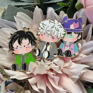 Link Click Enamel Pins cheng xiaoshi. lu guang qiao ling