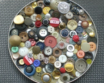 130 vintage buttons button collection shank buttons plastic buttons button set