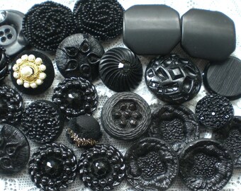 22 decorative buttons in braided metal box belt buckle vintage buttons jewelry buttons bundle