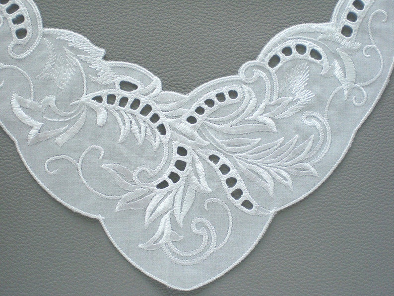 Empiècement en dentelle blanc cassé Applique en dentelle Empiècement en dentelle Décolleté en dentelle image 3