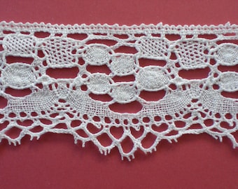White cotton lace 2 remnants a total of 7 m vintage lace cotton border arched border