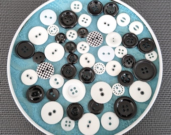 50 vintage buttons, laundry buttons, glass ceramic buttons, plastic buttons, black and white