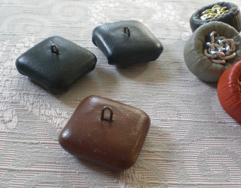 Exclusive leather buttons 50s jewelry buttons leather vintage buttons image 7