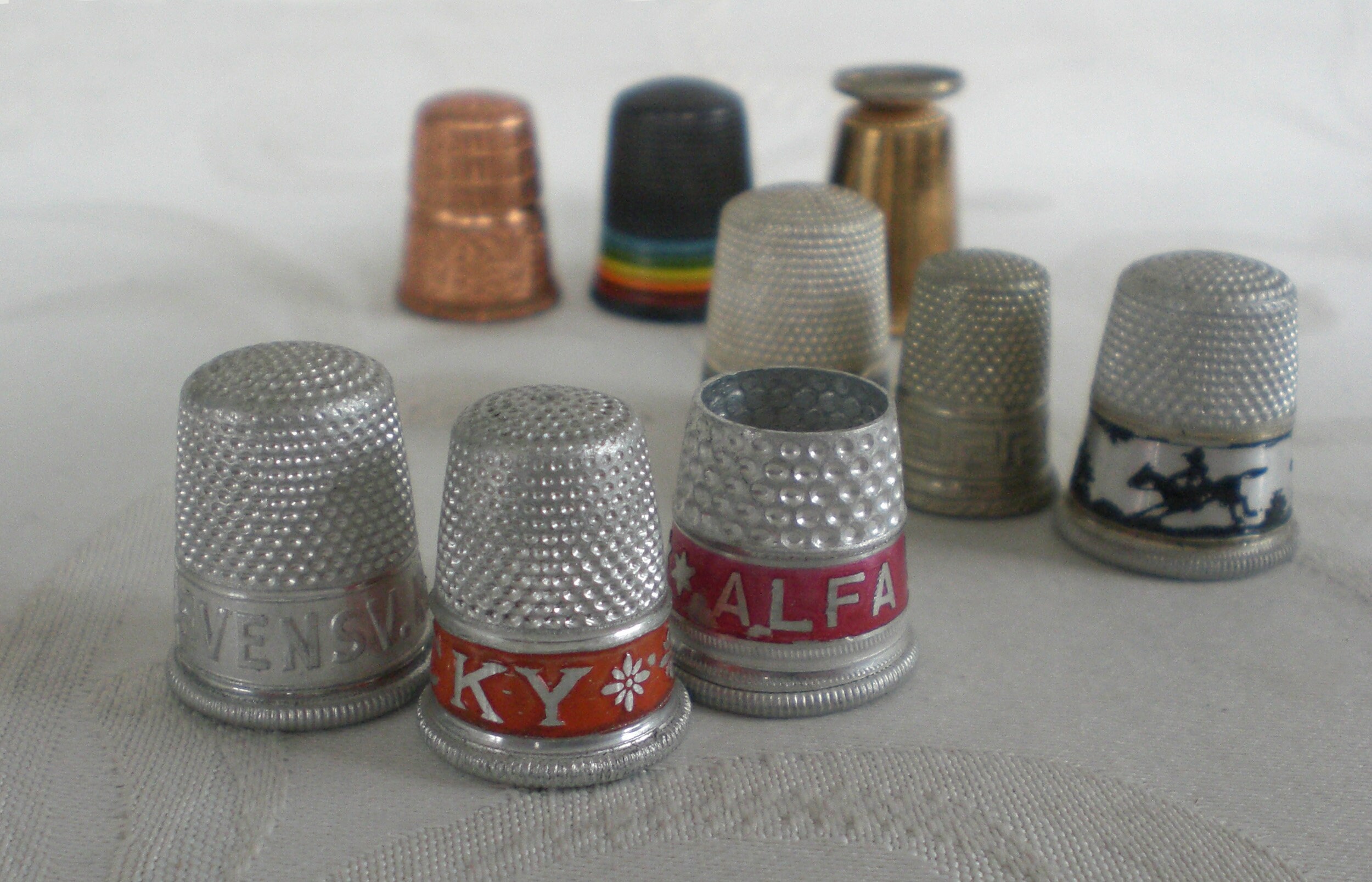 Amazon.com: Ftyiwu Sewing Thimble, Hand Sewing Thimble with