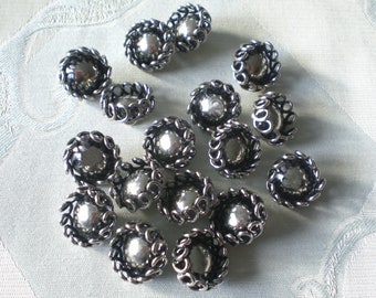 8 metal buttons, vintage shank buttons 15 mm
