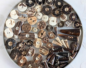Vintage horn button assortment, craft material, sewing, DIY, toggle buttons & natural buttons, rustic buttons set, upcycling accessories
