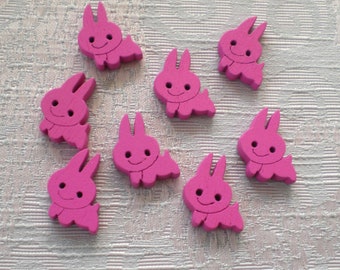 8 houten knoopjes, konijntjes/haasjes-knoopjes, roze kinderknoopjes