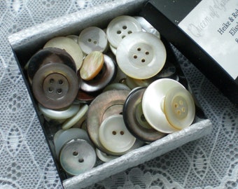 60 mother of pearl buttons shabby chic vintage buttons craft buttons mother of pearl