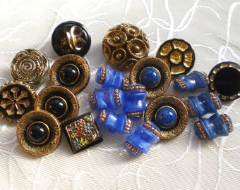 20 boutons en verre noir or bleu