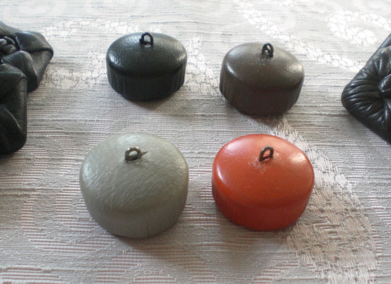 Exclusive leather buttons 50s jewelry buttons leather vintage buttons image 6