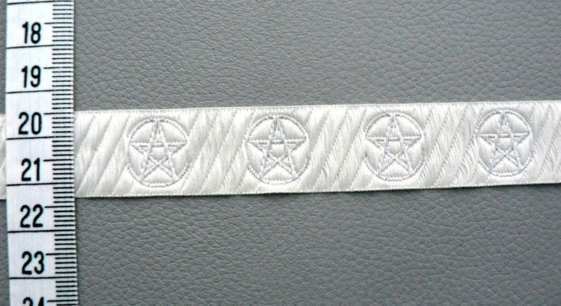 Woven ribbon gothic 2.50 m cream pentagram image 3