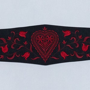 Ceinture brodée Slávka rouge/noir, ceinture florale, ceinture folklorique. image 4