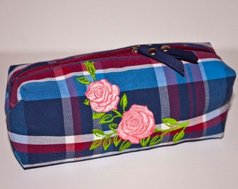 Make-up bag // Cosmetic bag // Pencil case // handmade in Germany // blue // pink