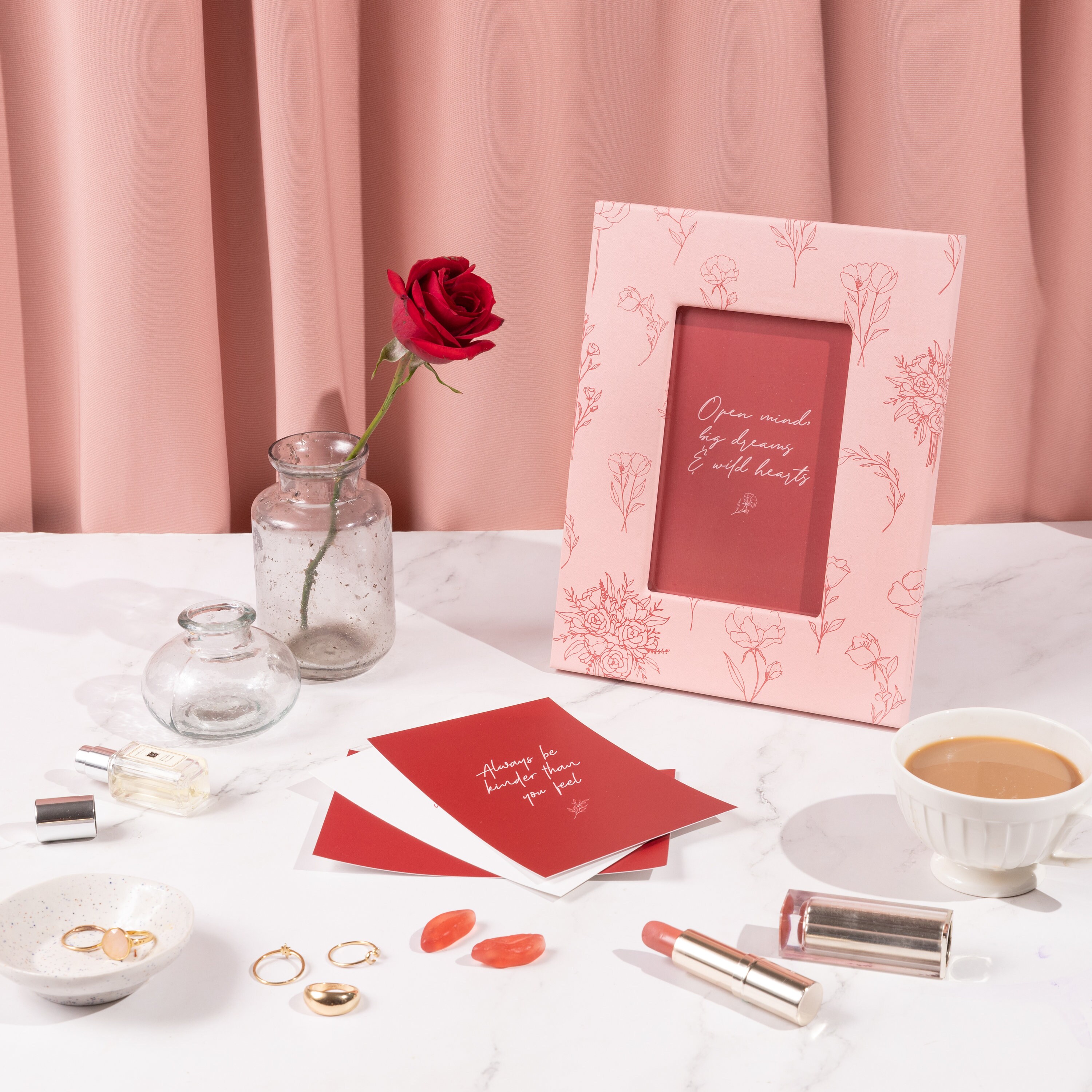 Cadre Floral Vintage de Décor | Image Frame Cadre en Cuir Végétalien Moden Floral