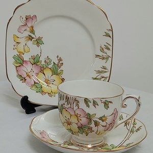 Roslyn &#39;Azalea&#39; Fine Bone China Trio