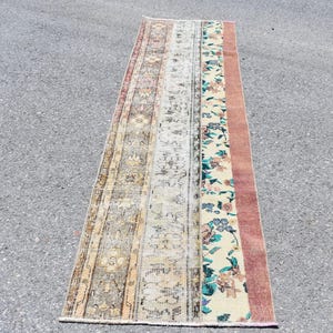 Runner rug, Oriental rug, Hallway rug, Vintage rug, Aztec rug, Organic wool rug, Corridor rug, Entryway rug, Carpet, 2.2 x 8.4 Ft  RS6815