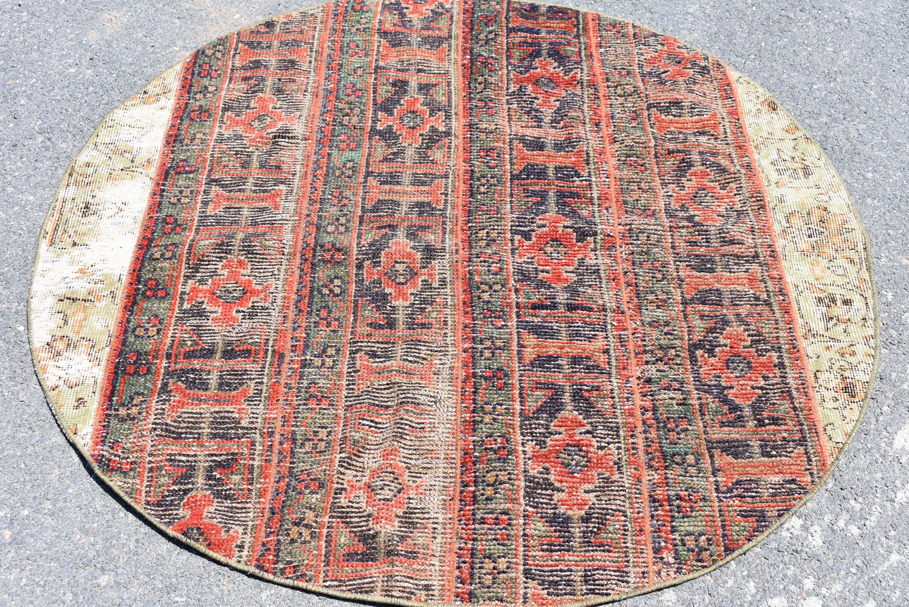 Turkish rug round Vintage circle rug Oushak rug Tribal rug Etsy