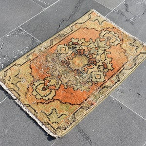 Small turkish rug, Bohemian rug, Vintage rug, Doormat decor 1.5 x 2.6 ft Tribal rug, Area rug, Anatolian rug, Wool rug, Oushak rug RS8368