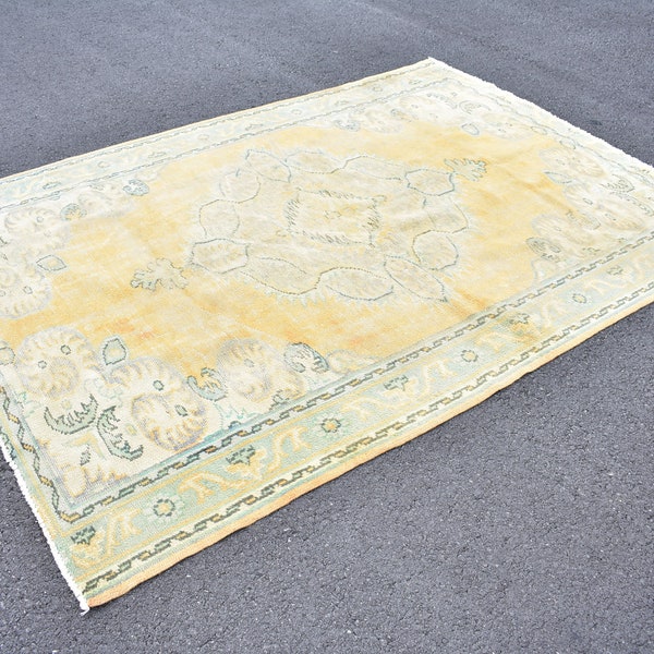Turkish rug, Vintage rug, Handmade rug, Area rug, Orange kitchen rug, Natural rug, Wool rug, Bohemian rug, Rustic decor 5.7 x 8.2 Ft RS8889
