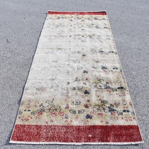 Turkish runner rug, Handmade rug, Hallway rug, Vintage rug, Faded rug, Organic wool rug, Anatolian rug, Entryway rug, 3.2 x 7.4 Ft  RS8489