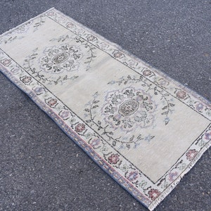 Turkish rug, Vintage beige rug, Handmade rug, Area rug, Bohemian rug, Boho decor, Floor oriental rug, Home decor, Rug, 2.4 x 5.2 Ft RS8031