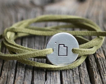 Bracciale avvolgente di stato, alluminio, gioielli di stato, braccialetto di casa, gioielli di posizione, regalo di stato, regalo di laurea, regalo di college, regalo dello Utah