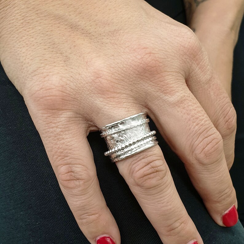 Spinner meditation ring Rhudiom plated ring with 3 dotted rings on top size 8.5