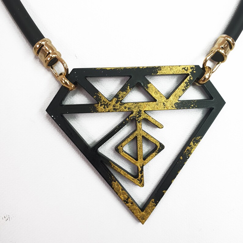Love Viking Gold Plated Pendant Necklace Mento Women