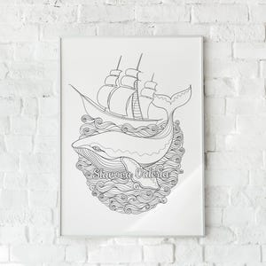 K&ouml;nnte beinhalten: Eine Schwarzwei&szlig;-Zeichnung eines Wals mit einem Schiff, das auf seinem R&uuml;cken segelt. Der Wal ist von Wellen umgeben und der Text "Seaworthy Valeria" steht unter dem Wal.