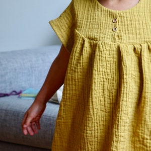 Dress Muslin, Dust Curry