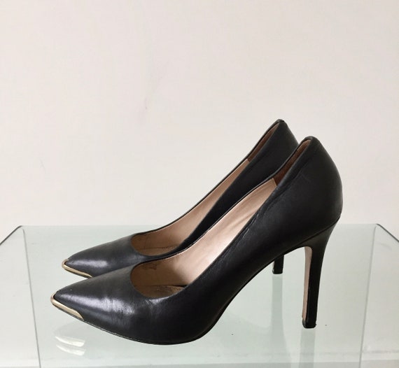 pour la victoire black pumps